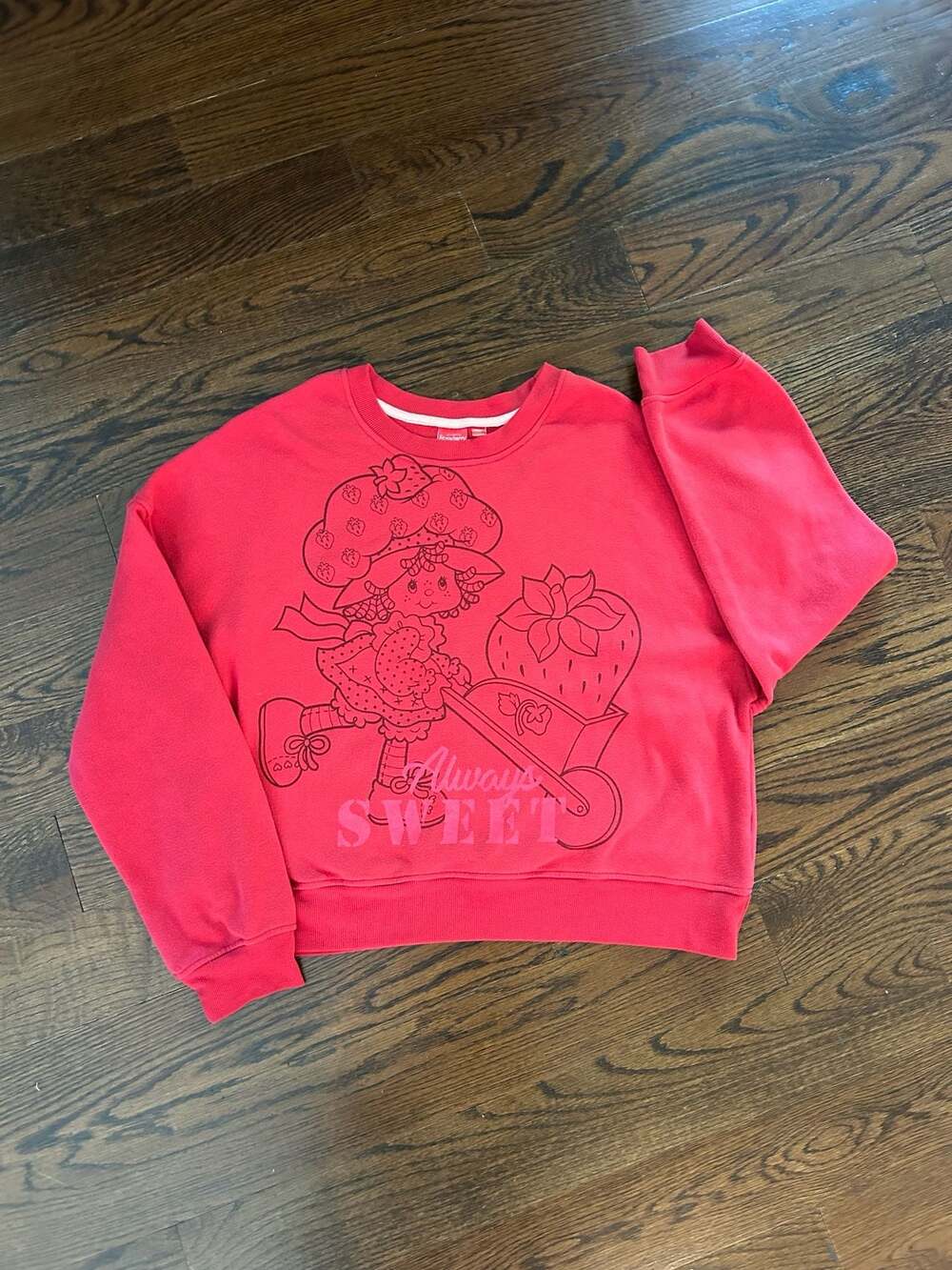 Strawberry Shortcake 'Always Sweet' Graphic Crewneck Sweatshirt